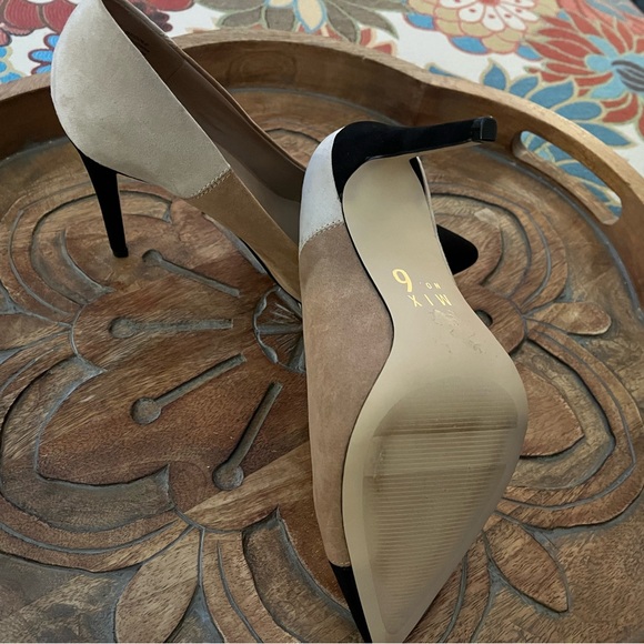 Suede multi color Fall pump - Picture 4 of 5